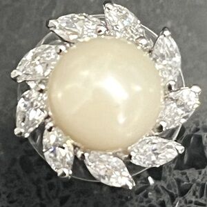 NEW 8mm White Pearl Cz cubic zirconia Marquise Cut Stud Bridal Earrings silver